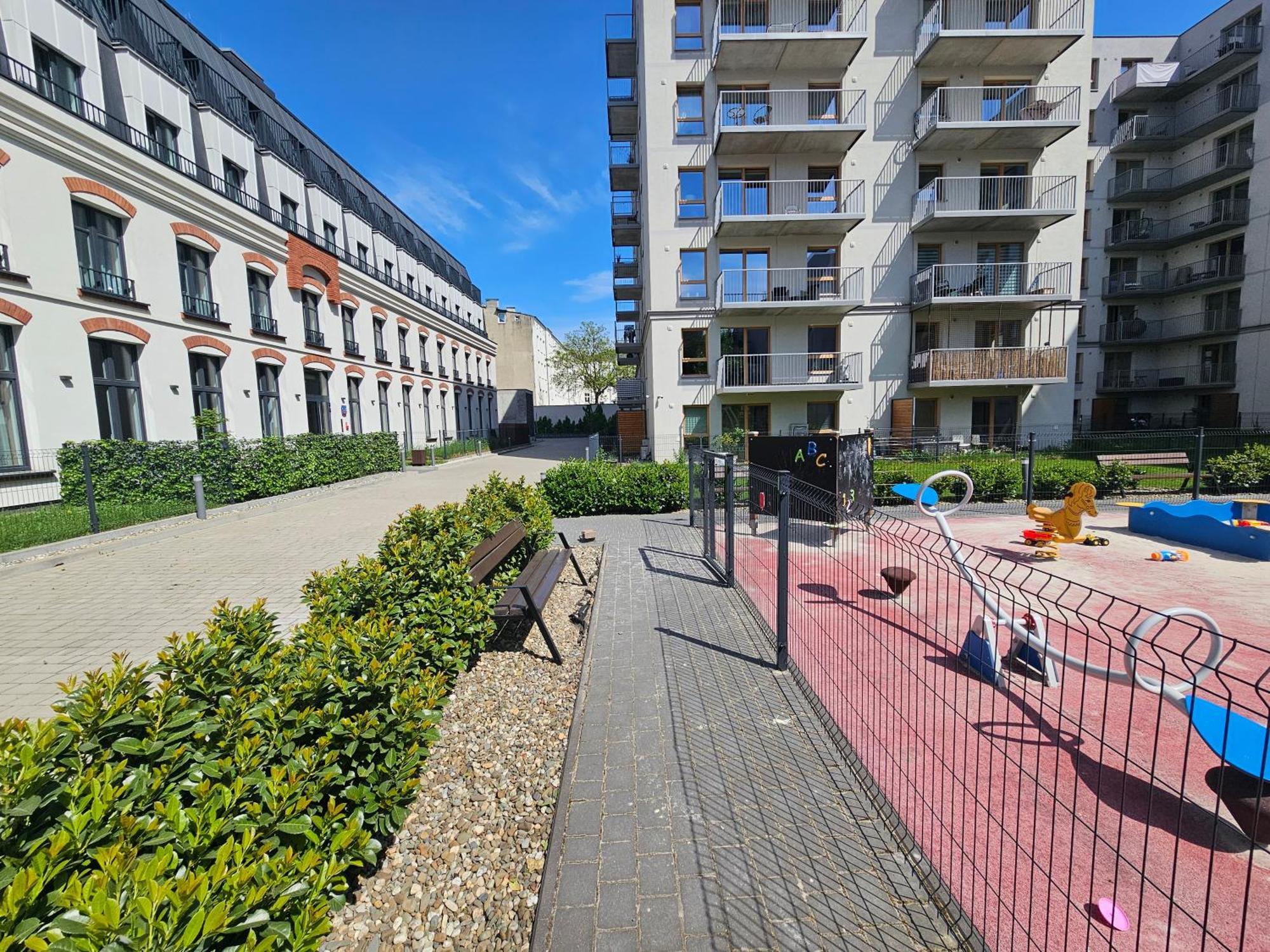 Apartament Przy Szkole Filmowej, Darmowy Parking 罗兹 外观 照片
