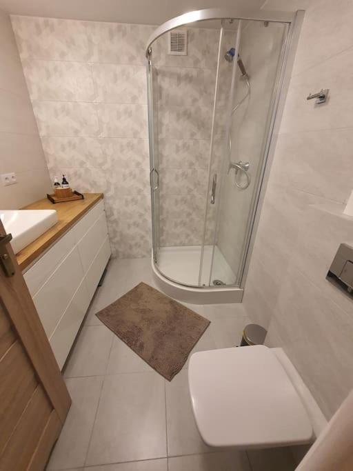 Apartament Przy Szkole Filmowej, Darmowy Parking 罗兹 外观 照片